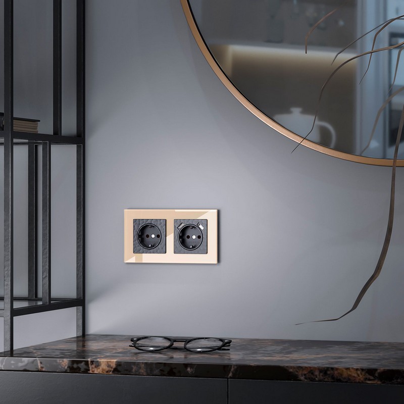 Рамки Werkel Favorit Рамка Werkel Favorit на 2 поста (шампань) W0021111