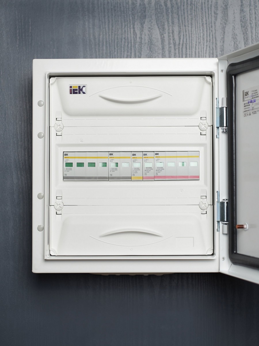 Ограничитель перенапряжения IEK KARAT (УЗИП) ОПС1-B 1Р In=30kA Un=400B Im=60kA MOP20-1-B