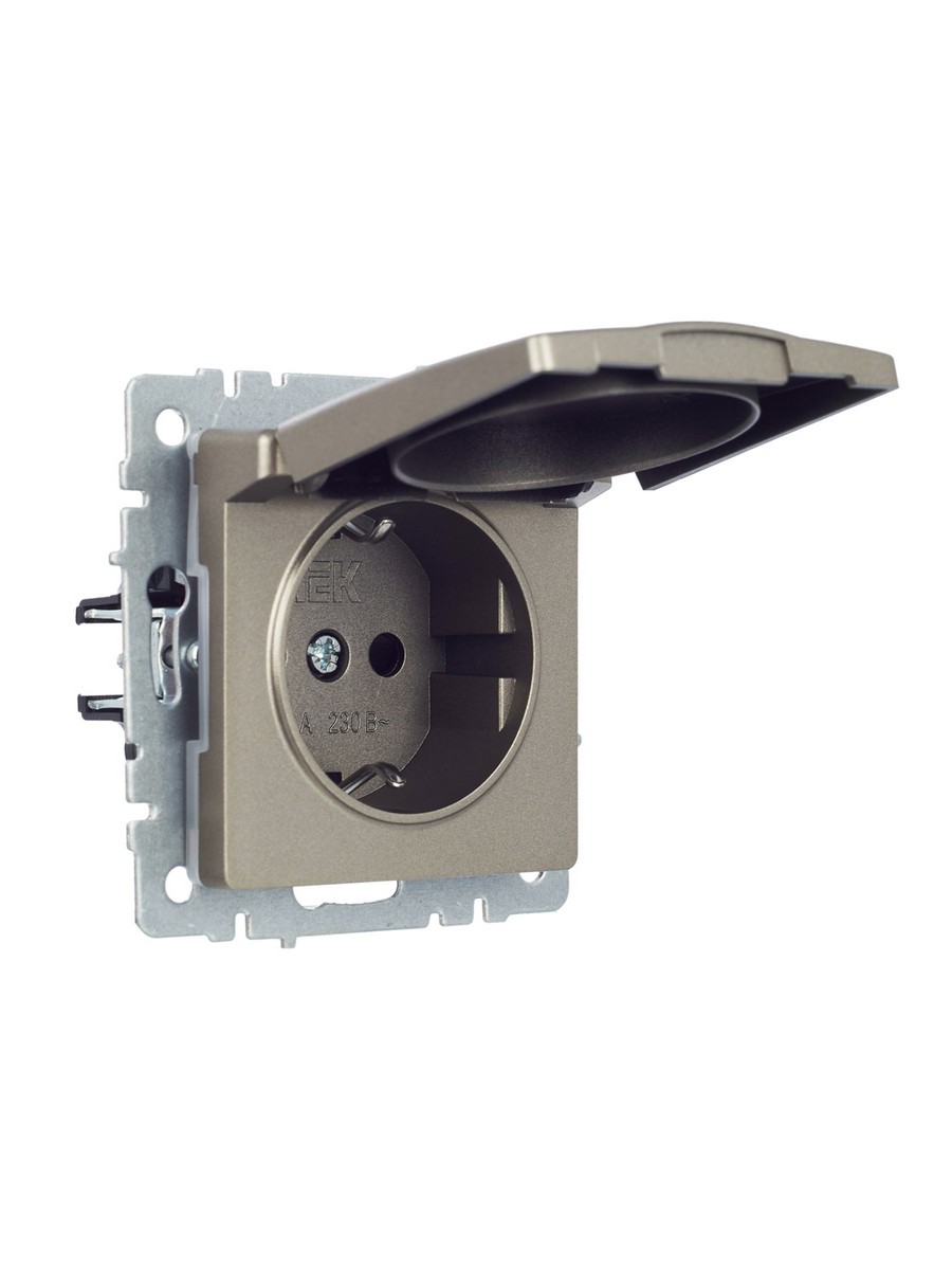 IEK Brite Шампань Розетка IEK BRITE с/з с шторками и крышкой 16А IP44 РСбш10-3-44-БрШ шампань BR-R16-16-44-K37