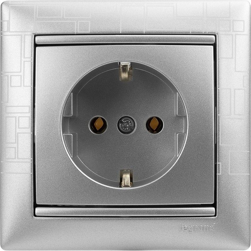 Legrand Valena Classic Алюминий Розетка Legrand Valena Алюминий 1-ая с/з 770120