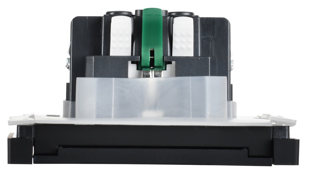 IEK FORTE&PIANO Черный Розетка IEK FORTE&PIANO Черный с/з со шт с крышкой безвинтовое крепление 16А IP44 FP119