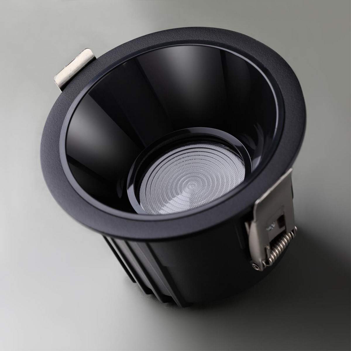 Встраиваемые светодиодные светильники Встраиваемый светодиодный светильник с переключателем цветовой температуры NOVOTECH LANG 359425  