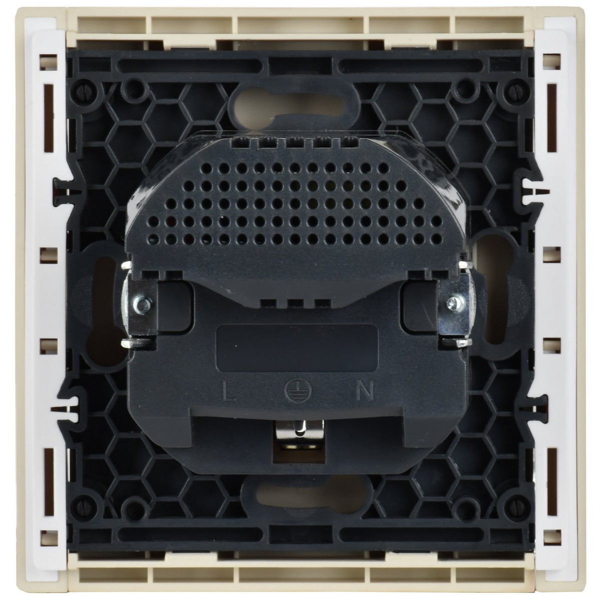 IEK FORTE&PIANO Ваниль Розетка IEK FORTE&PIANO Ваниль с/з со шт винтовое крепление 16А USB A+A 3,1А FP445