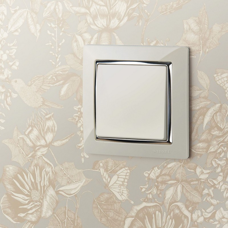 Рамки Werkel Snabb Рамка Werkel Snabb на 1 пост (слоновая кость/хром) W0011903