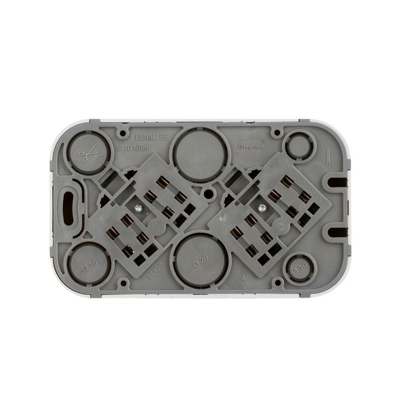 Накладные Розетки и выключатели Legrand Quteo Белый Розетка Legrand Quteo двойная без земли без шторок белая 782231 (782212)