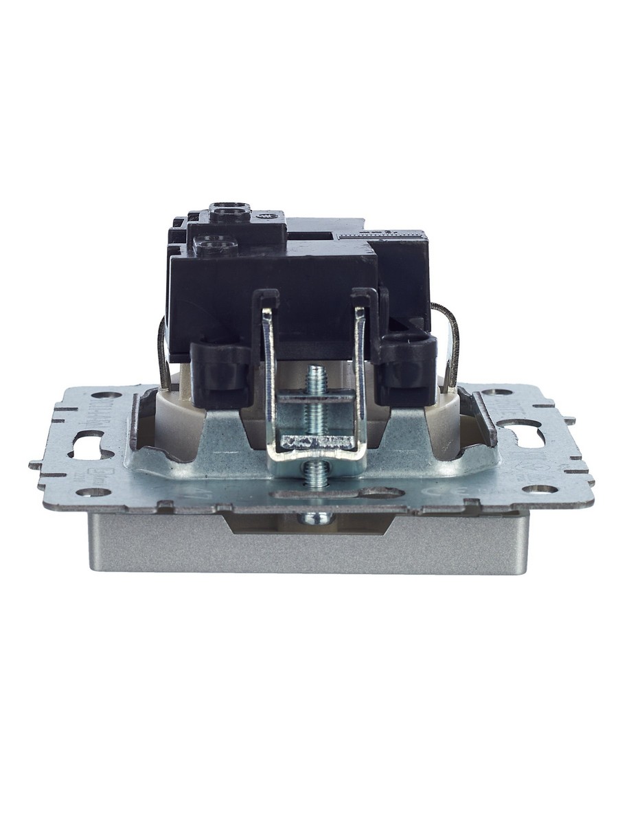 IEK Brite Алюминий Розетка IEK BRITE с/з без шторок 16А РС11-1-0-БрА алюминий BR-R11-16-K47