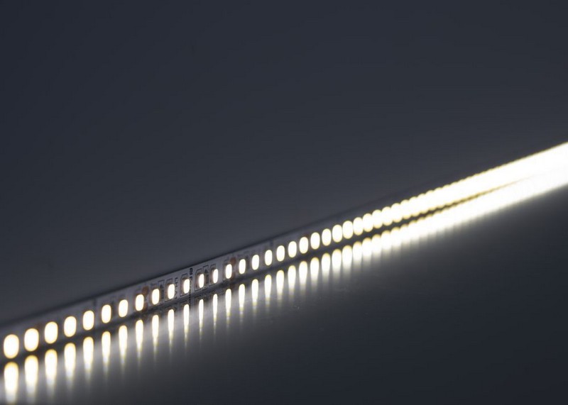 Лента светодиодная Feron LS501 120SMD(2835)/м 11Вт/м 24V 4000К IP20 5 метров 41057