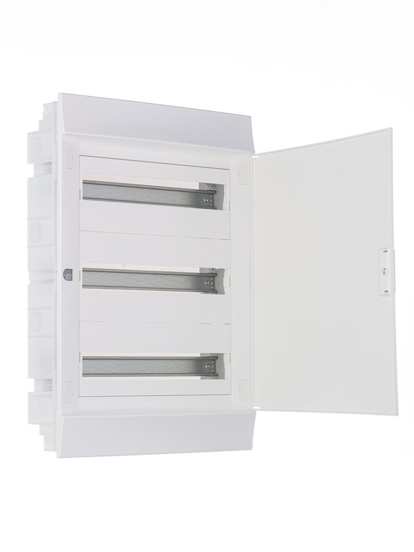 Бокс настенный ABB Mistral41 36М непрозрачная дверь (с клемм) 3ряда 1SPE007717F9974
