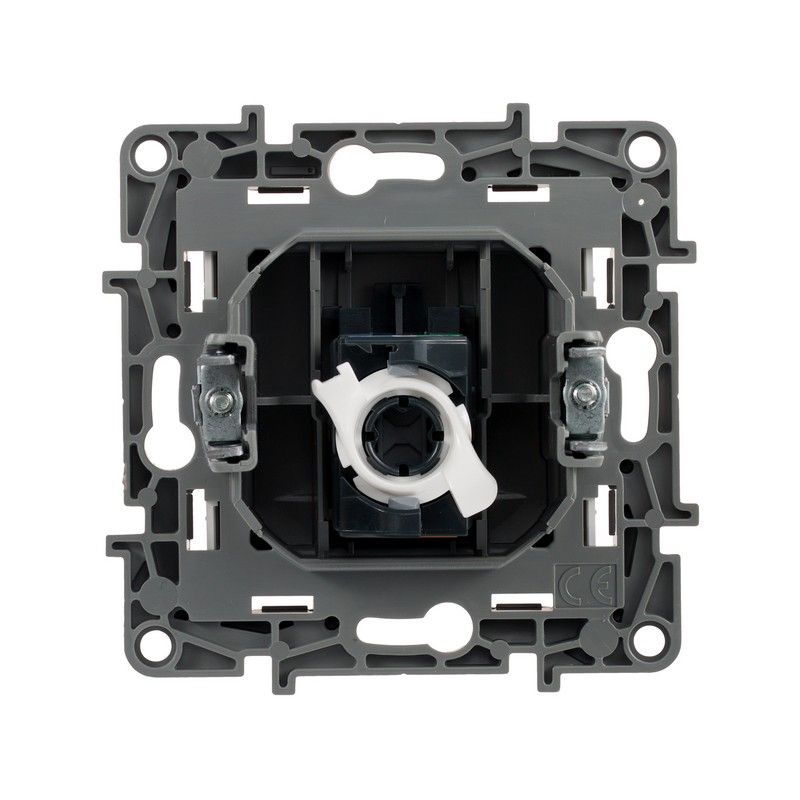 Legrand Etika Белый Розетка компьютерная Legrand Etika белый (RJ45) 1-ая 5 кат. UTP 672241