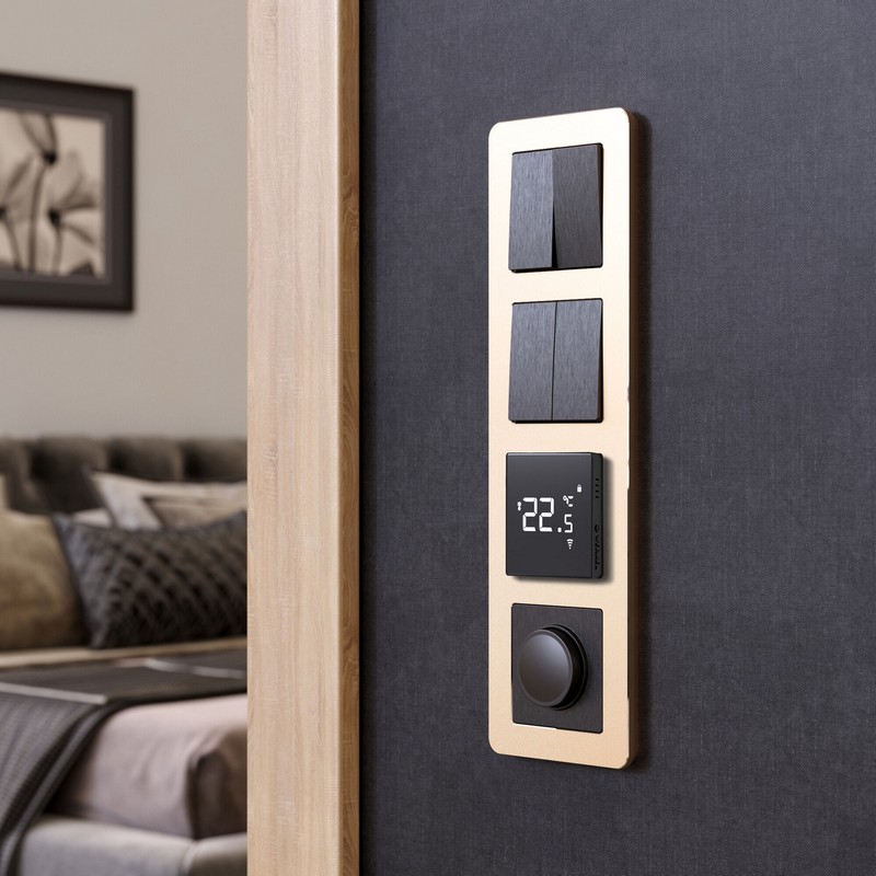 Рамки Werkel Platinum Рамка Werkel на 4 поста Platinum шампань W0042611