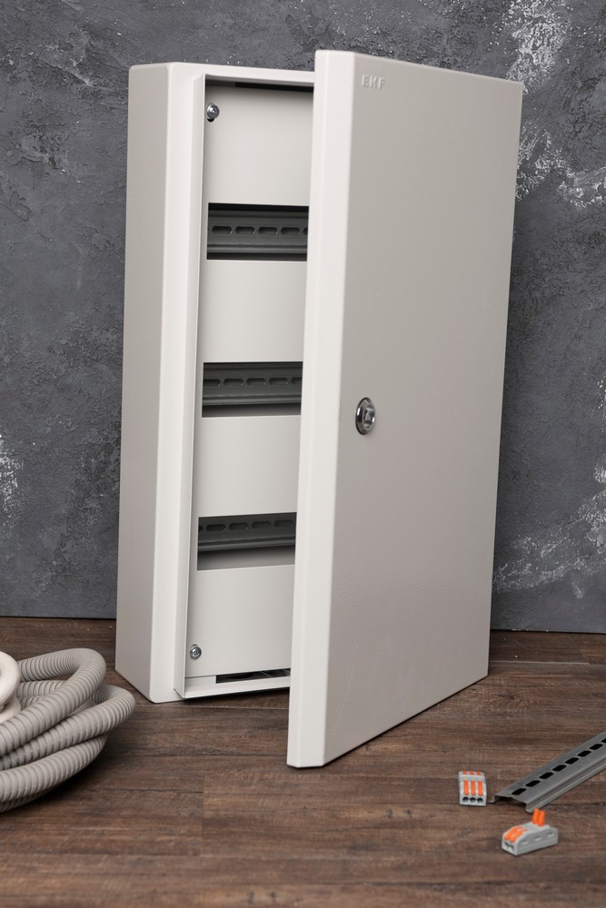 Металлические щиты и корпуса Щит распределительный EKF PROxima навесной ЩРН-36 (520х310х120) IP54 mb24-36 