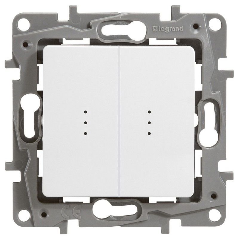 Legrand Etika Белый Переключатель Legrand Etika белый 2-клавишный с подсветкой, 10А, авт. клем 672216
