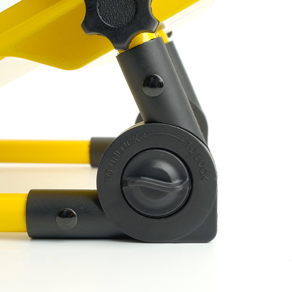 Прожекторы светодиодные Светодиодный прожектор Feron LL-951 переносной с зарядным устройством IP66 50W 6400K 48676 