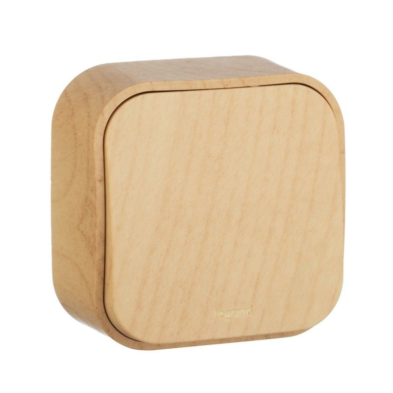 Legrand Quteo - Розетки и выключатели Накладные Розетки и выключатели Legrand Quteo Дерево