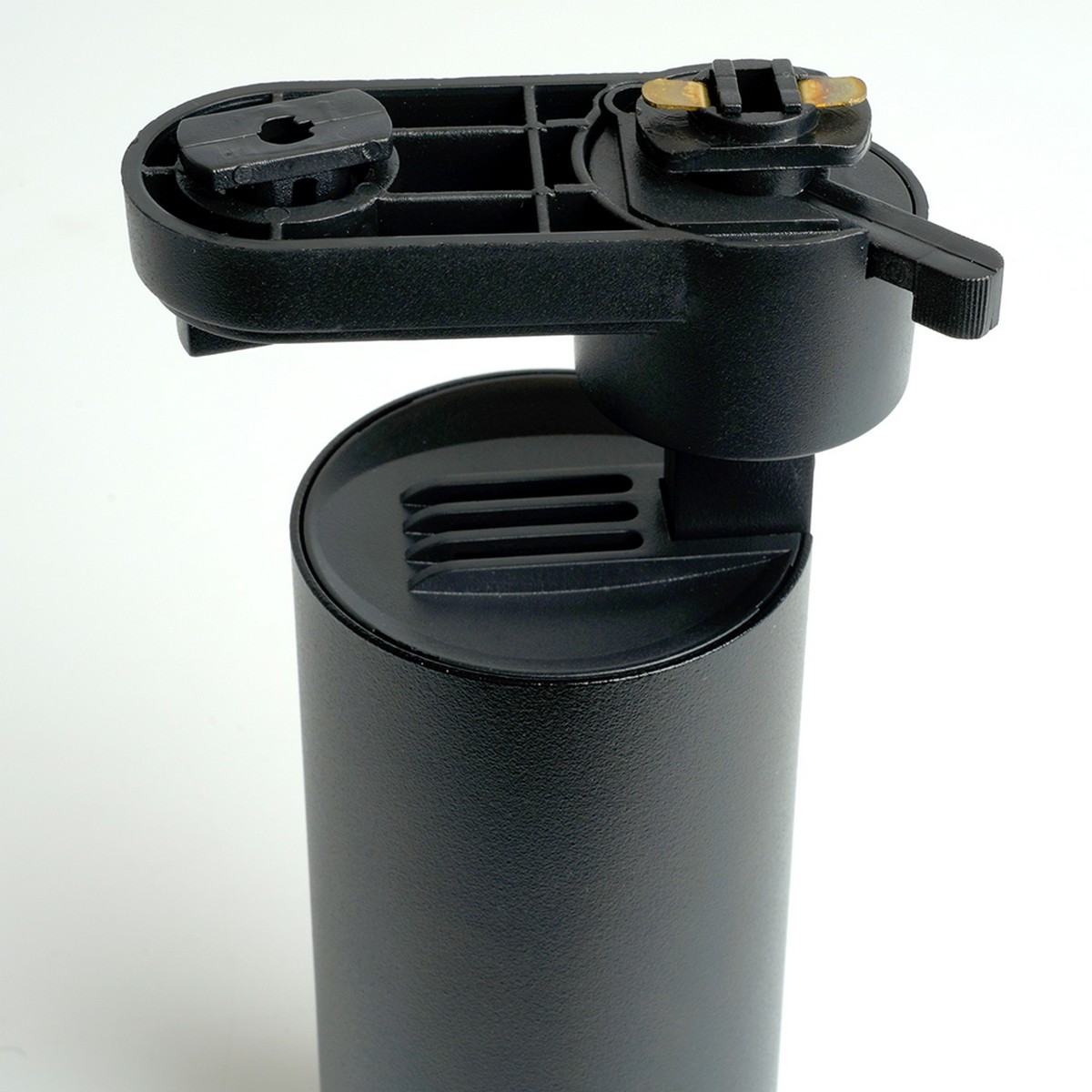 Трековые светодиодные светильники Светильник Feron AL195 трековый однофазный на шинопровод под лампу GU10 черный 48543 