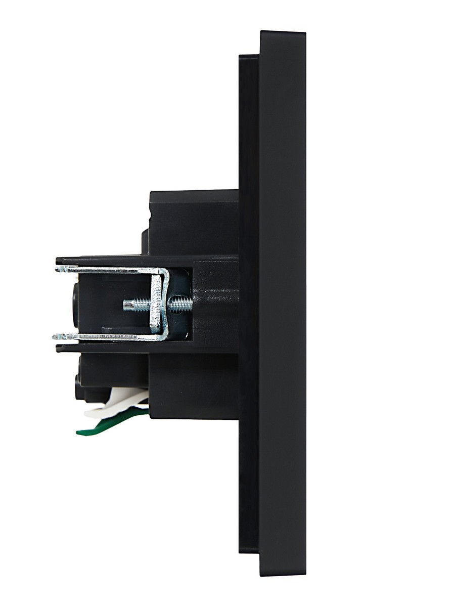 IEK FORTE&PIANO Черный Розетка IEK FORTE&PIANO Черный с/з со шт безвинтовое крепление 16А FP113