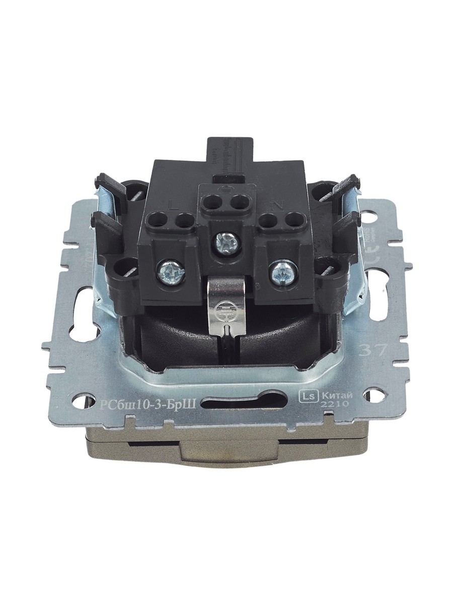 Розетка IEK BRITE с/з с шторками и крышкой 16А IP20 РСбш10-3-БрШ шампань BR-R16-16-K37