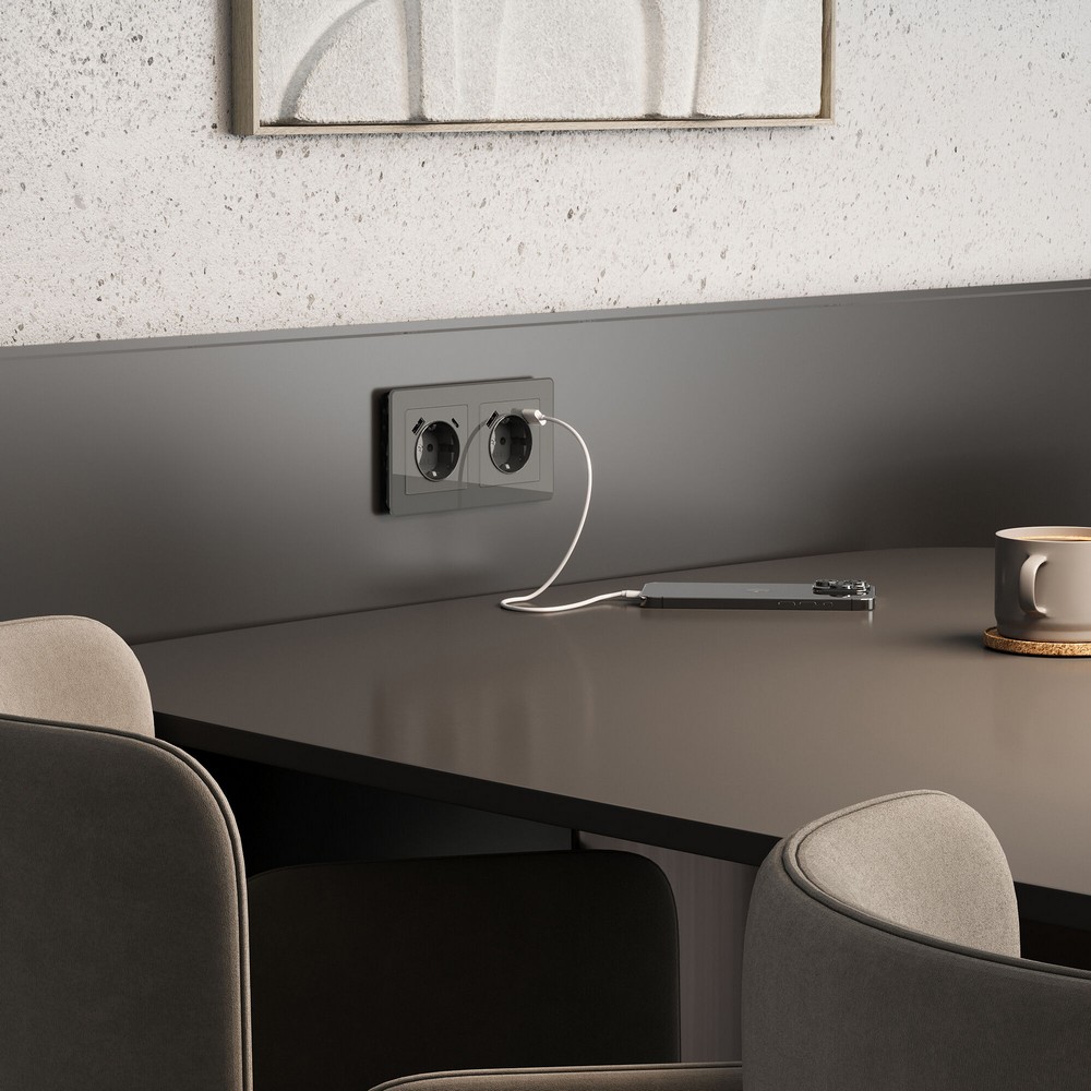 Werkel Графит акрил Розетка Werkel с заземлением, шторками и USB тип A+C (графит акрил) W11717440