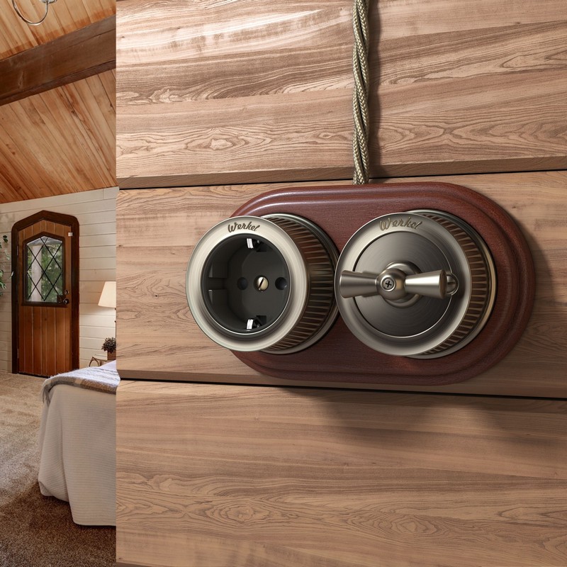 Werkel Ретро Розетка Werkel с заземлением (Бронзовый) ретро W5771012