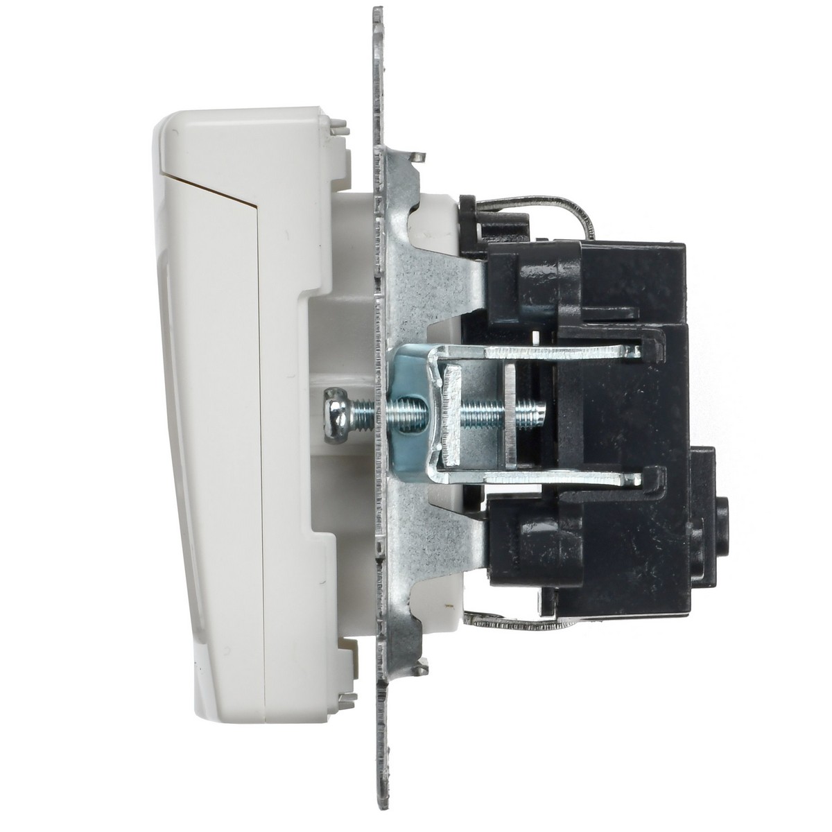 Розетка IEK BRITE с/з с шторками и крышкой 16А IP20 РСбш10-3-БрБ белый BR-R16-16-K01
