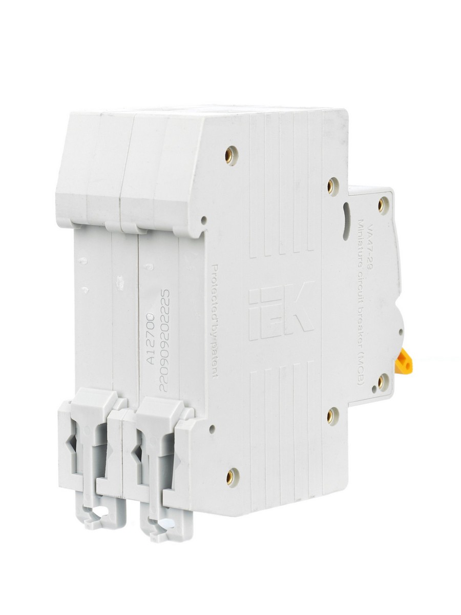 2 полюсные (двухполюсные) Автоматический выключатель IEK KARAT ВА47-29 2Р 25А 4,5кА х-ка С MVA20-2-025-C 