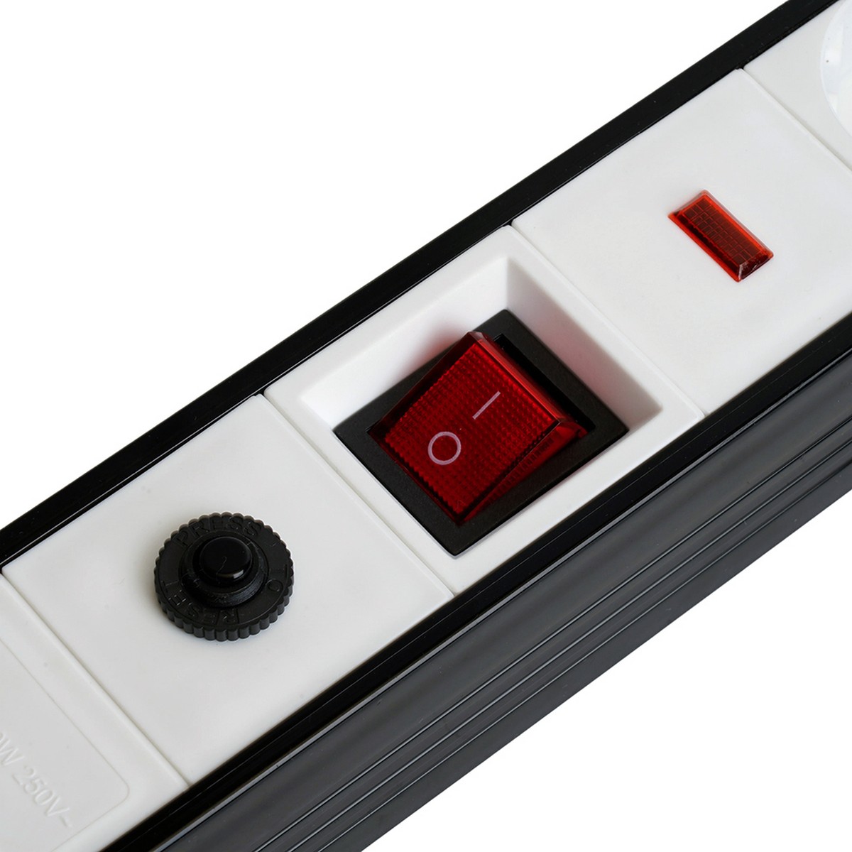 Колодки и удлинители, тройники Сетевой фильтр 3-местный с/з STEKKER HM22-31-03 3 м Techno белый 50145 