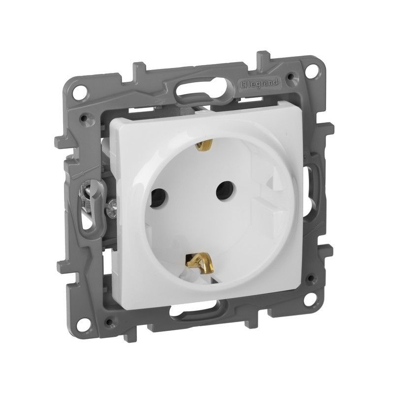 Legrand Etika Белый Розетка электрическая Legrand Etika белый с/з, винт. клем. 672221
