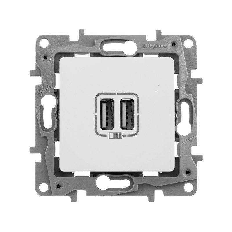 Legrand Etika Белый Розетка USB Legrand Etika белый 2-ая 240В/5В 2400мА 672294
