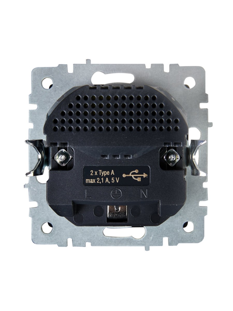 Розетка IEK BRITE с с/з и шторками 16А с USB A+A 2,1А РЮш10-1-БрЖ жемчужный BR-R14-16-U21-D21-K36