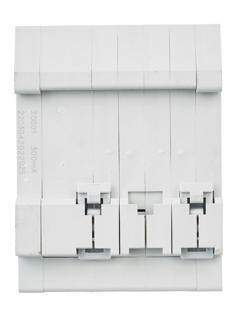 IEK Дифференциальный автоматический выключатель IEK KARAT АВДТ34 4P 25A 300мА MAD22-6-025-C-300 