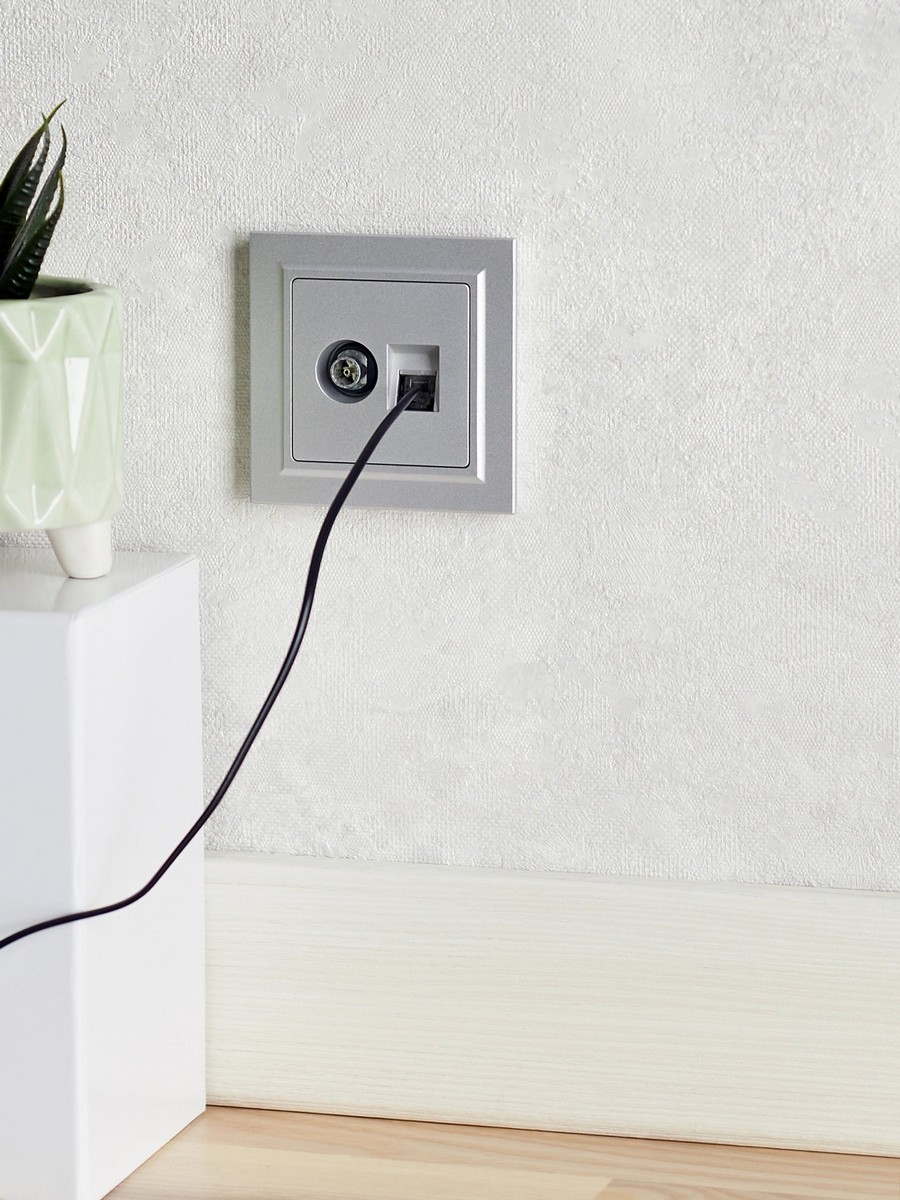 Розетка IEK BRITE двойная TV+RJ45 кат.5E РТВ/РК12-БрА алюминий BR-AK20-1-K47