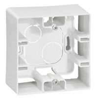 Коробка/накладная Legrand Etika белый монтаж 1-ая 672510
