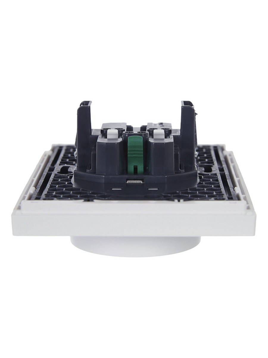 IEK FORTE&PIANO Белый Розетка IEK FORTE&PIANO Белый 2-я с/з со шт безвинтовое крепление 16А FP223