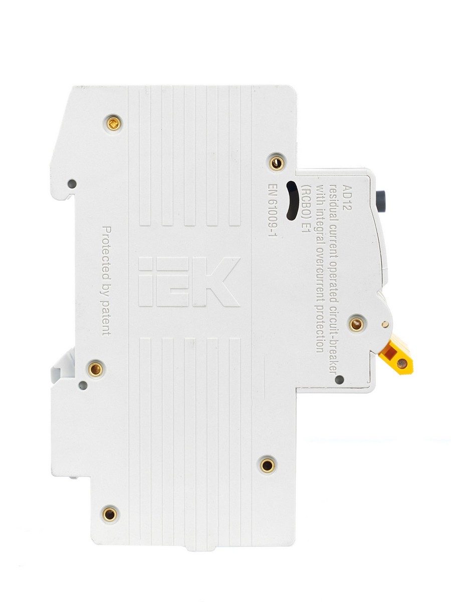 IEK Дифференциальный автоматический выключатель IEK KARAT АД12 2Р 16А 30мА MAD10-2-016-C-030 