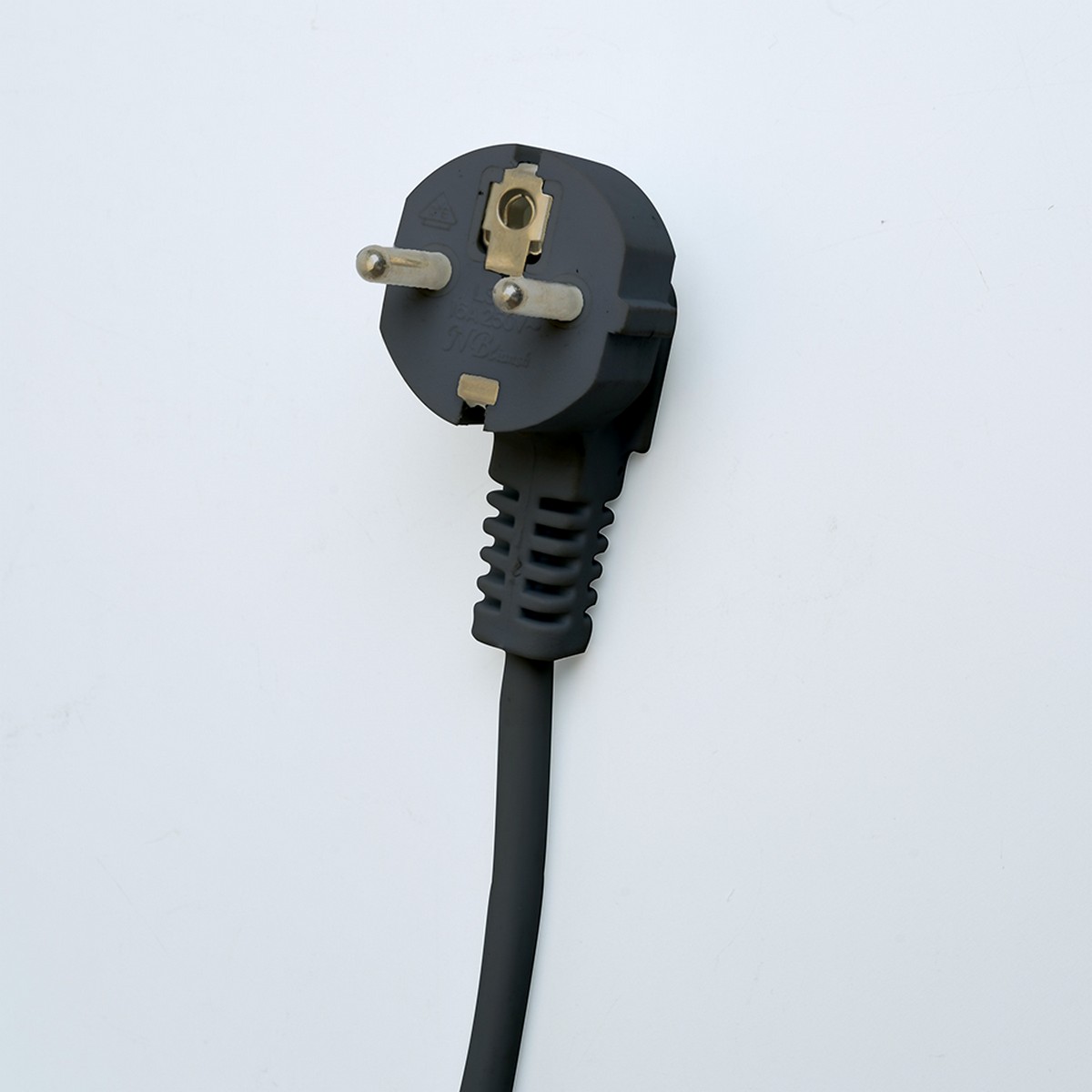 Удлинитель STEKKER HM10-41-01 3-местный с/з 1.5м 2USB+1С 5V 3,1А Comfort черный 49657