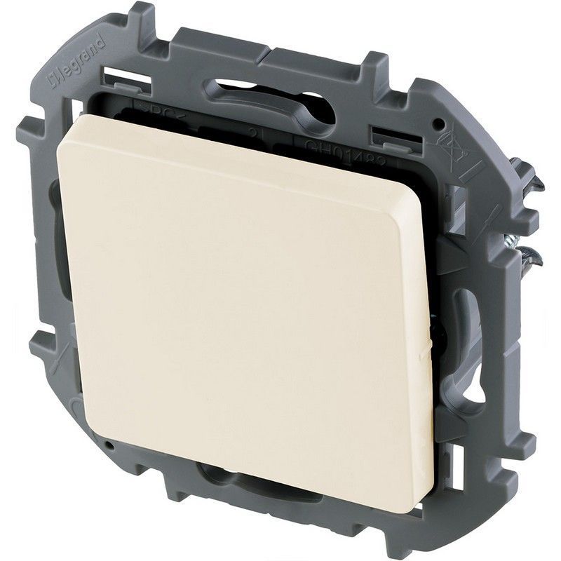 Legrand Inspiria Слоновая кость Переключатель Legrand INSPIRIA Слоновая кость промежуточный винтовые клеммы 10 AX 250 В 673681