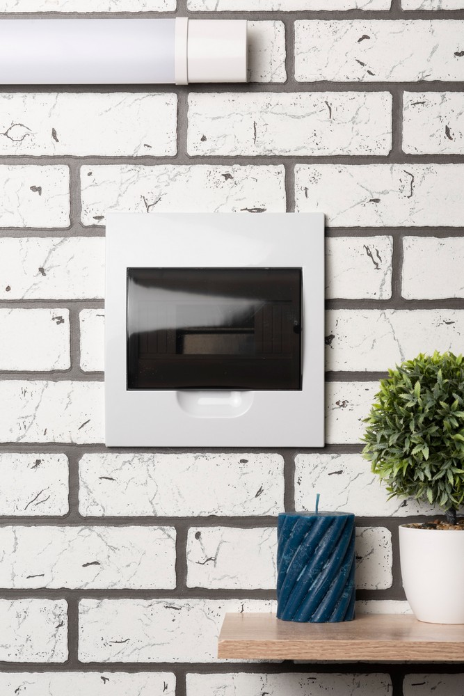 Пластиковые боксы и щиты EKF Щит распределительный EKF PROxima встраиваемый ЩРВ-П- 8 IP41 pb40-v-8