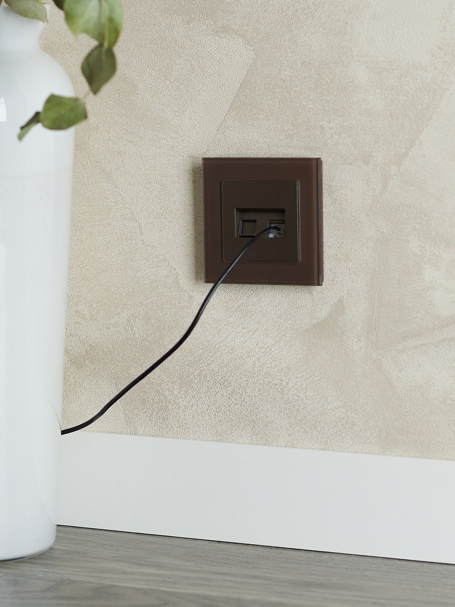 IEK Brite Бронза Розетка IEK BRITE двойная RJ11+RJ45 кат.5E РК/Т12-БрТБ темная бронза BR-KT20-O-1-K45