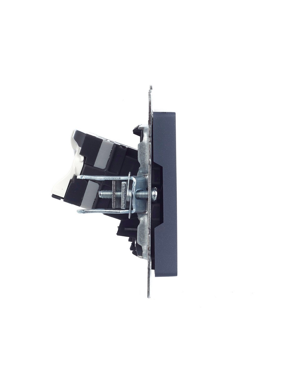 Розетка IEK BRITE компьютерная RJ45 кат.5E РК10-БрМ маренго BR-K10-1-K35