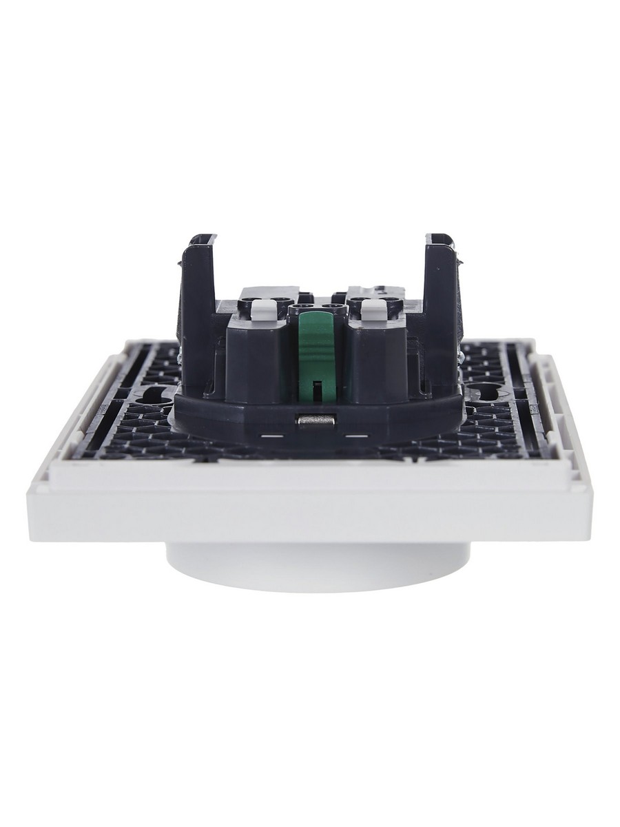 IEK FORTE&PIANO Белый Розетка IEK FORTE&PIANO Белый 2-я с/з безвинтовое крепление 16А FP224