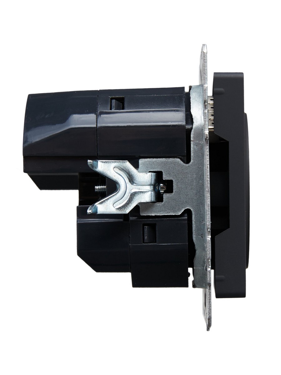 Розетка IEK BRITE с с/з и шторками 16А с USB A+A 3,1А РЮш10-2-БрГ графит BR-R14-16-U21-D31-K53