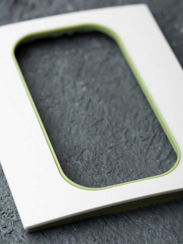 EKF Стокгольм белый Рамка EKF PROxima Стокгольм Белый Линия зеленая для розетки 2-ой EYM-G-302-20