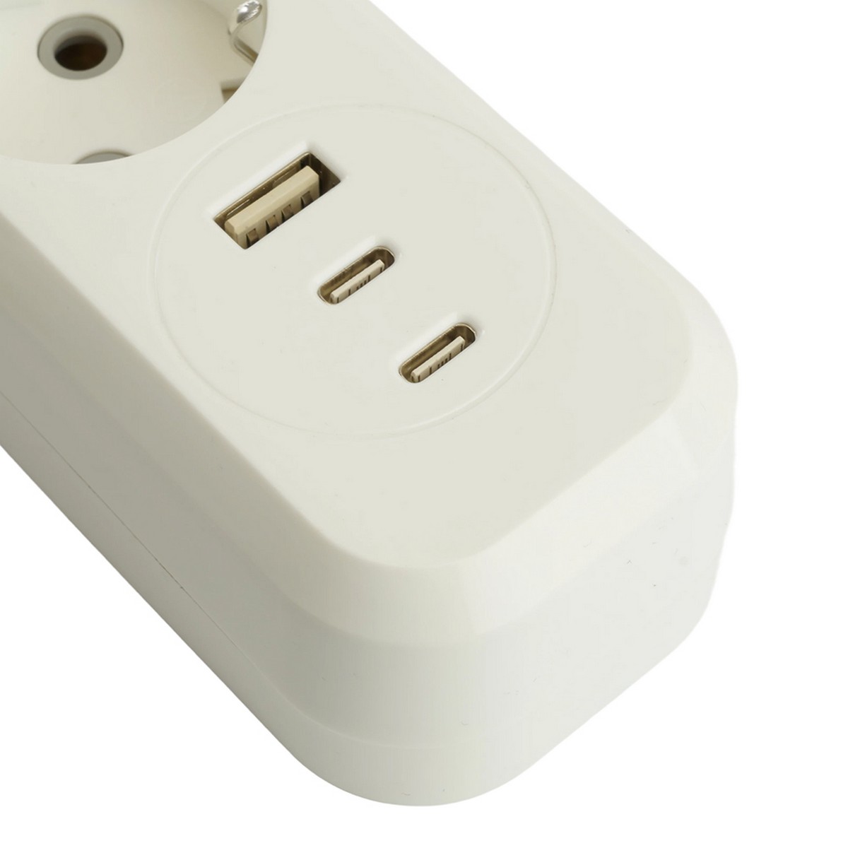 Удлинитель 4-местный с/з с выключателем STEKKER HM071-41-02 2м 1USB+2C 2.4A Home белый 50139