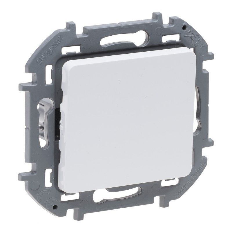 Legrand Inspiria Белый Переключатель Legrand INSPIRIA Белый без фиксации (кнопка) с Н.О./Н.З. контактом 6 A 250 В 673690