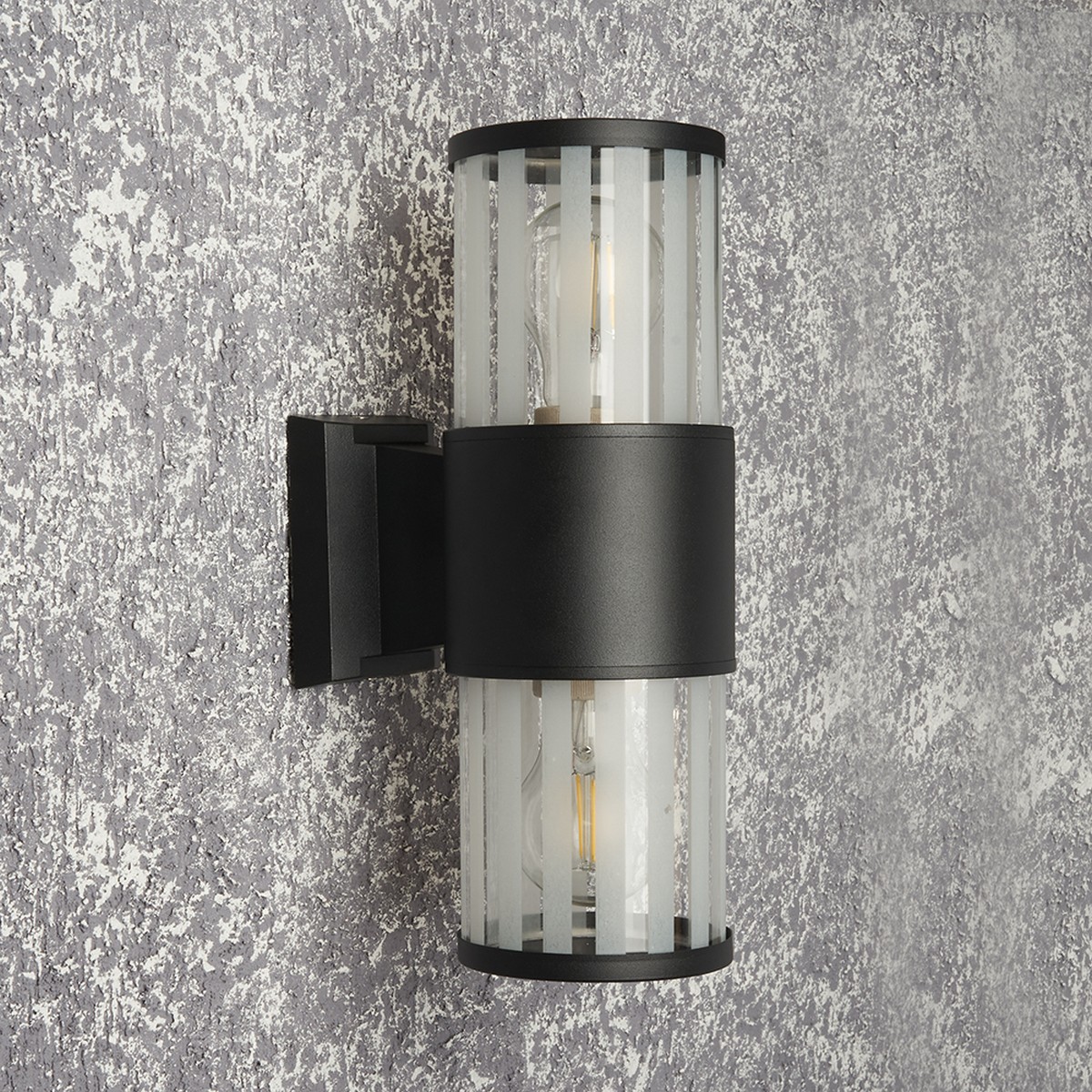 Уличные настенные светильники Светильник садово-парковый Feron DH0902 на стену  E27 230V черный 11653 