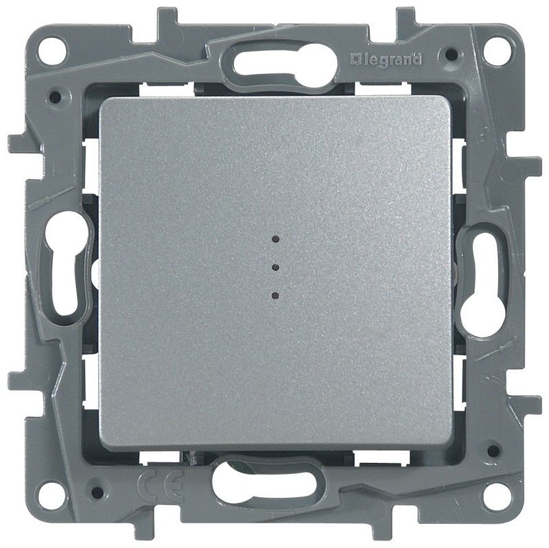 Legrand Etika Алюминий Переключатель Legrand Etika алюминий 1-клавишный с подсветкой, 10А, авт. клем 672415