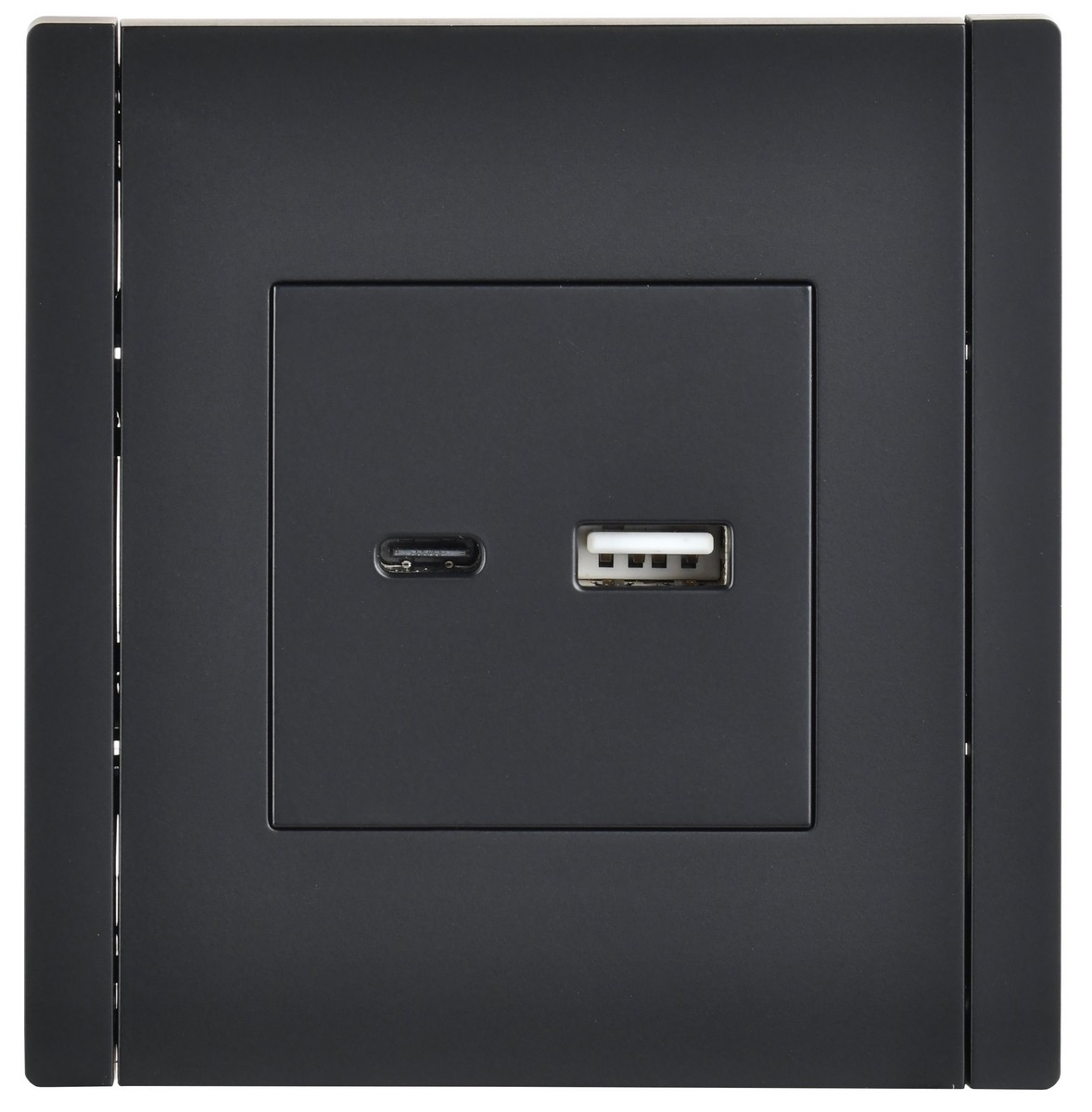 Розетка IEK FORTE&PIANO Черный USB A+C 18Вт FP151
