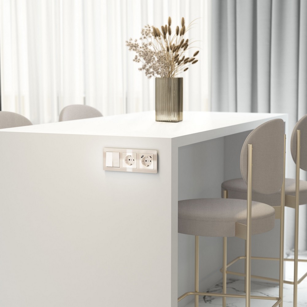 Werkel айвори акрил Розетка Werkel с заземлением и шторками (айвори акрил) W11711430