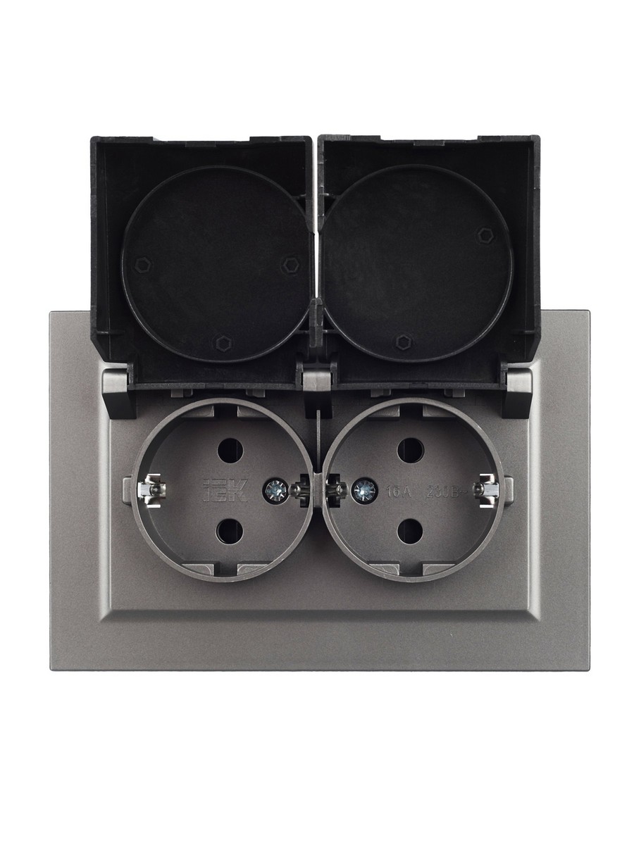 IEK Brite Сталь Розетка IEK BRITE 2-ая с/з с шторками и крышкой 16А в сборе IP44 РСбш12-3-44-БрС сталь BR-R26-16-44-