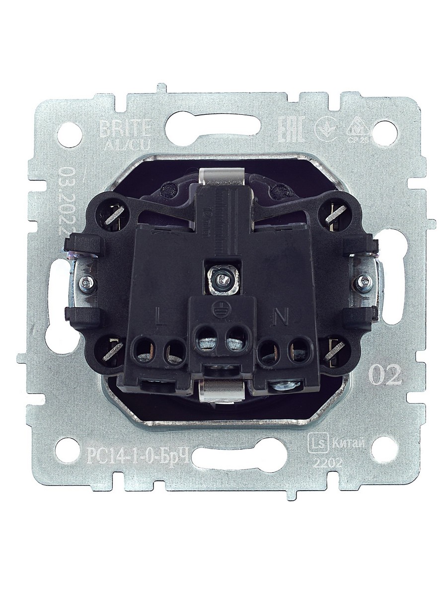 Розетка IEK BRITE с/з с шторками 16А РС14-1-0-БрЧ черный BR-R14-16-K02